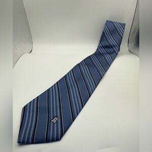 Lanvin Paris Cravatte France 100%
Silk Blue Stripes Tie Men's Necktie w/ Logo